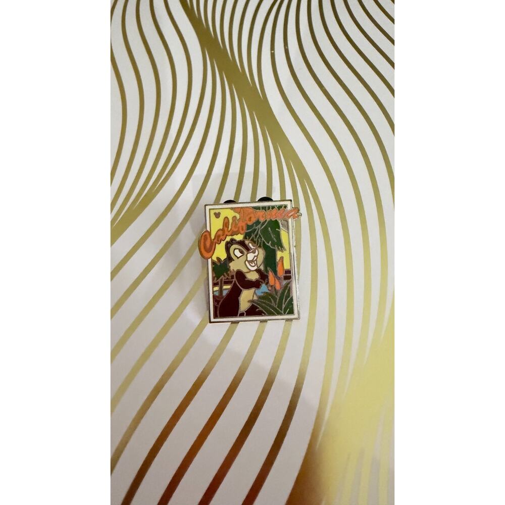 Disney Parks 2008 Hidden Mickey 1/6 California Chip Pin